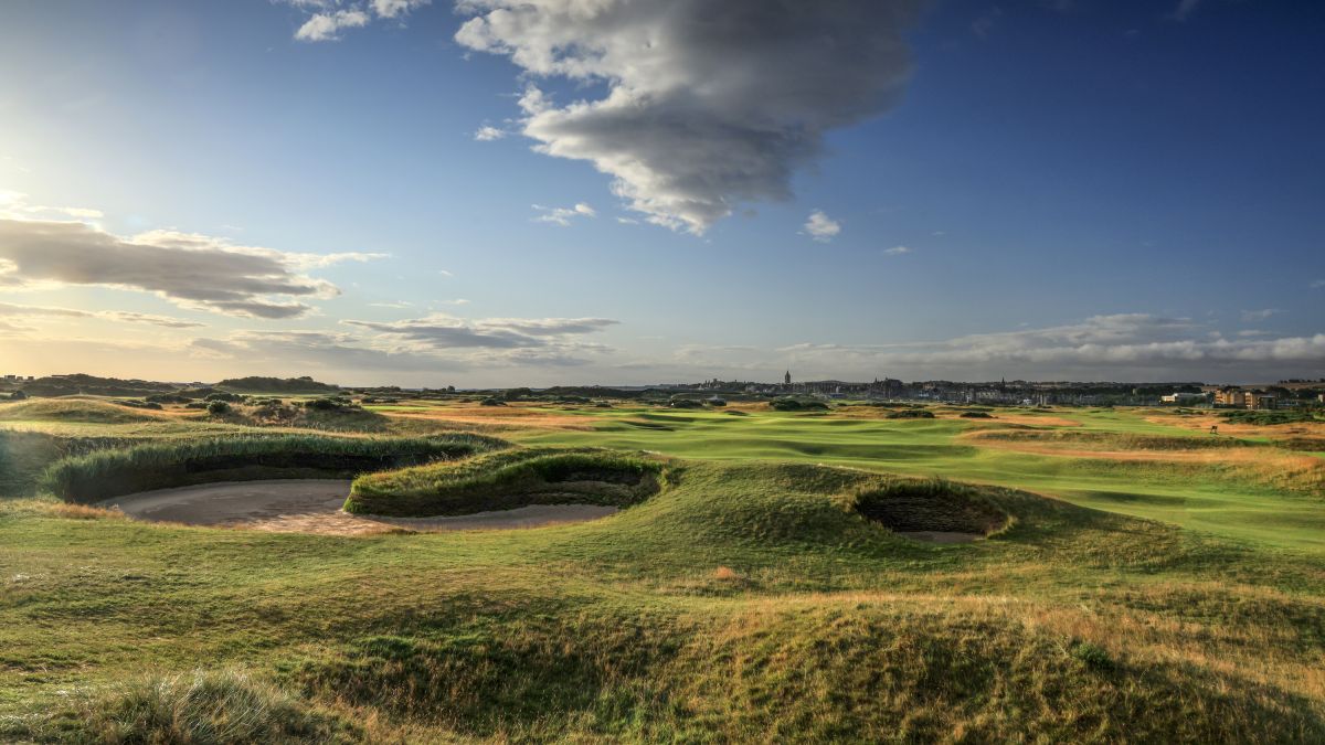 Bunkers Of The Old Course St Andrews - VCP Golf