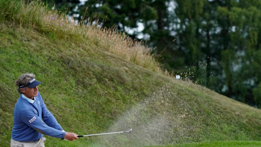 Hall of Famer Bernhard Langer double hits chip shot