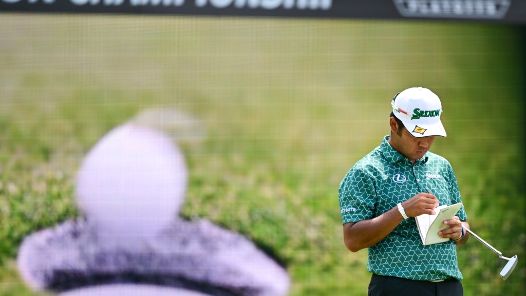Hideki Matsuyama to remain with PGA Tour, not join LIV Golf