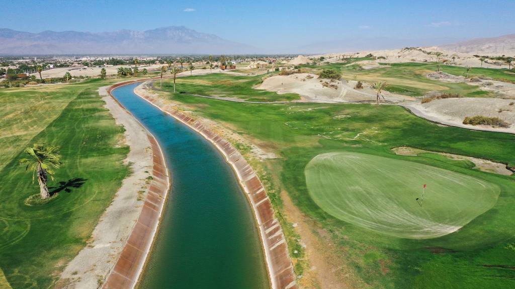 California’s desert golf courses work to cut water usage