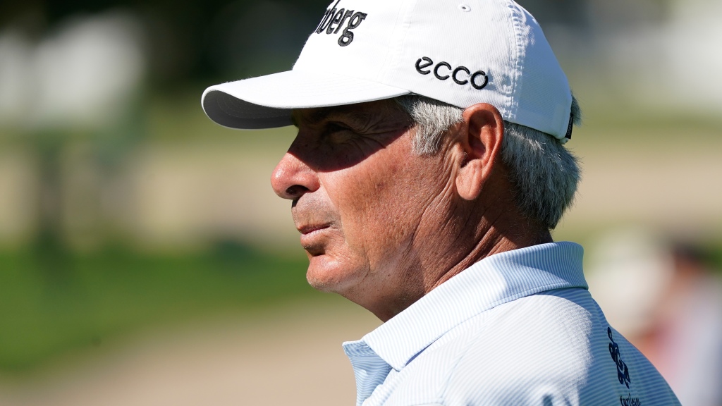 Fred Couples rips Cam Smith, LIV golfers on Twitter