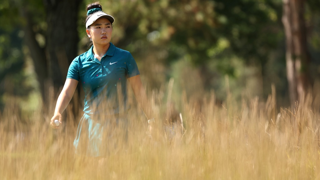 Lucy Li, 19, leads Lexi Thompson by one at the Dana Open