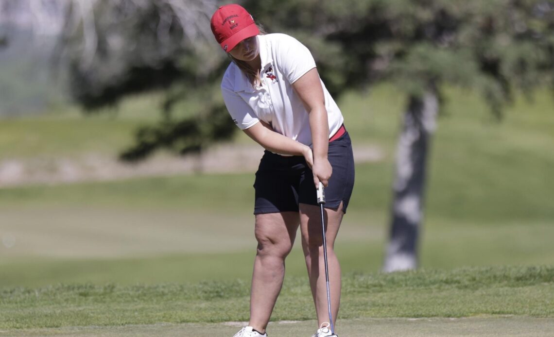 Martin Shoots 3-Under-Par To Pace Cards at Regional