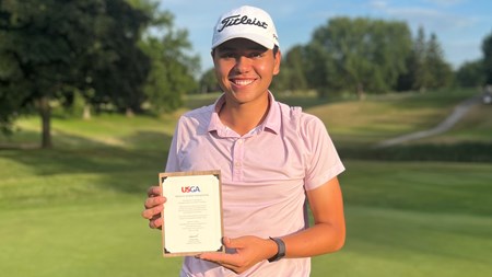 Sample Qualifies for U.S. Amateur Championship