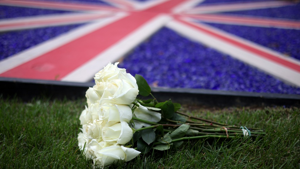 World of golf reacts to the passing of Her Majesty Queen Elizabeth II