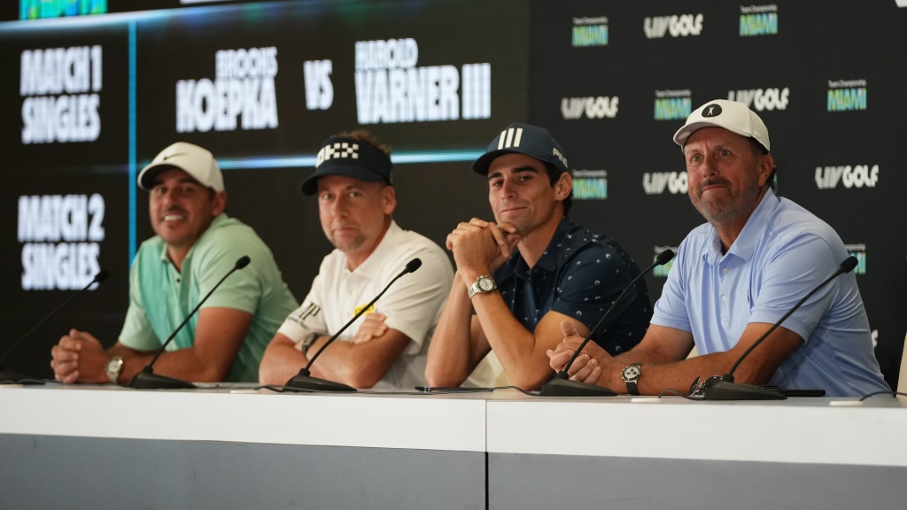 Brooks Koepka, Phil Mickelson exchange jabs at presser