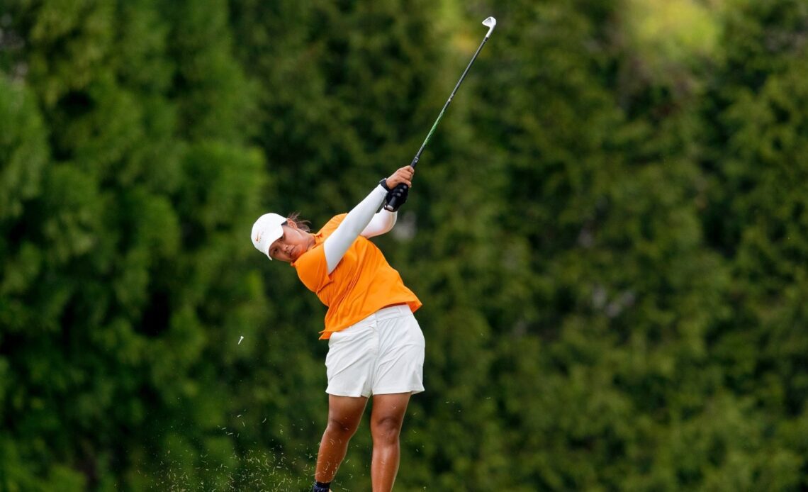 Chotikabhukkana Leads Lady Vols Through Round Two of Landfall Tradition