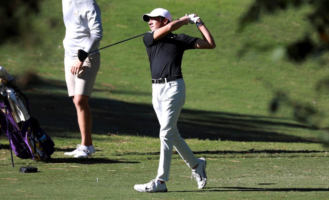 Men’s Golf Places Sixth at Quail Valley Championship