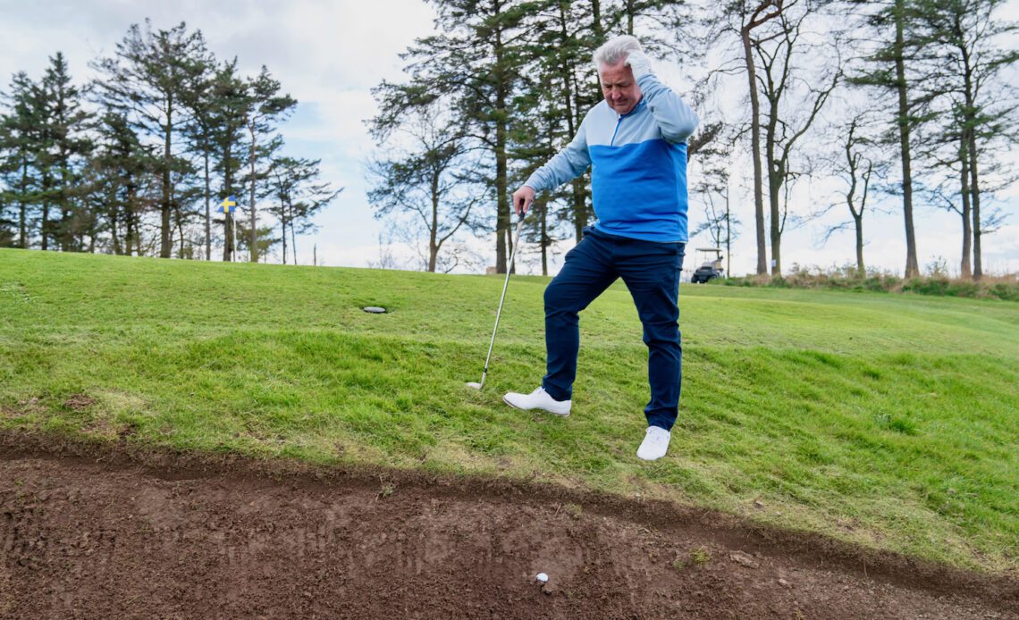 Rules of Golf: Unplayable Ball in Bunker