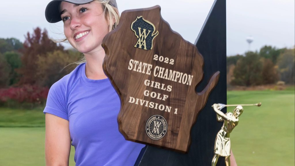 Steve Stricker’s daughter Izzi wins Wisconsin state golf title