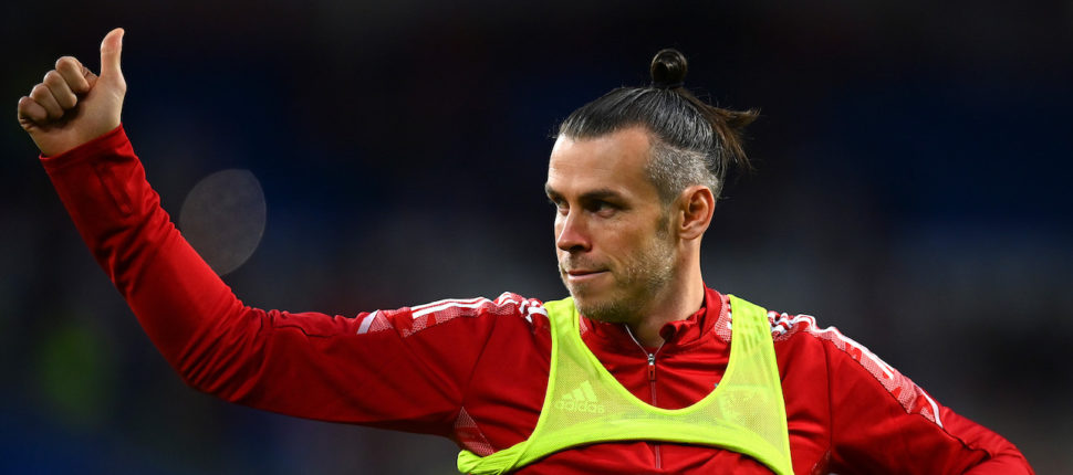 Gareth Bale finds way round Wales World Cup golf ban