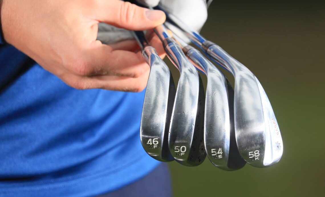 How Many Wedges Should I Carry In My Golf Bag?