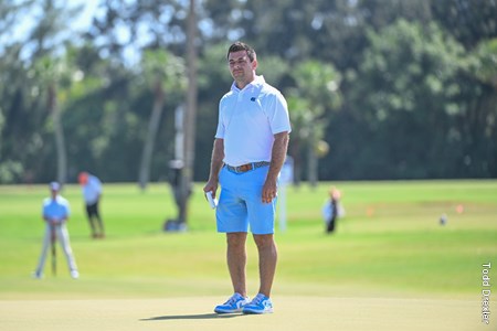 Men's Golf Signs Cary's Hampton Roberts