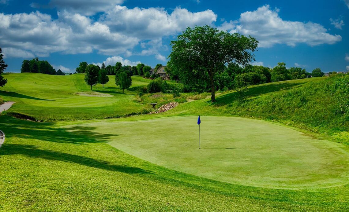 Top public and private courses in South Dakota