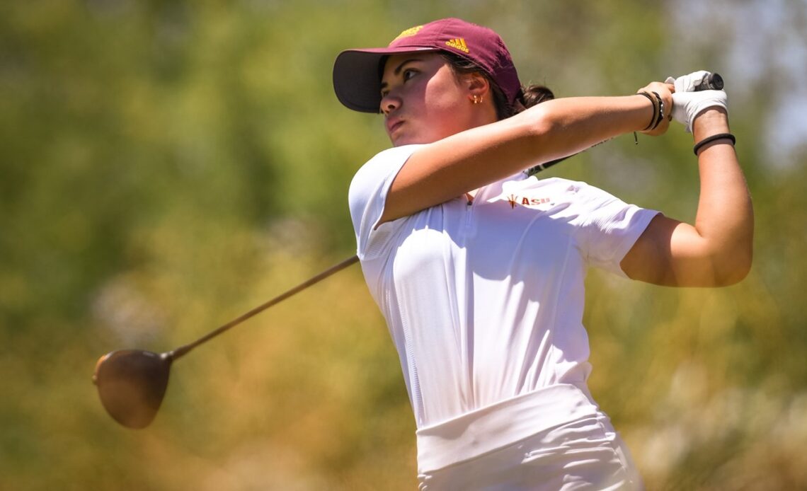 Women's Golf Moves Up on Day Two in Stanford