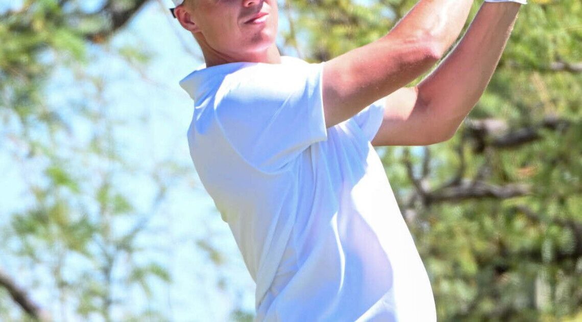FALL GALLERY: Golfer Connor Howe