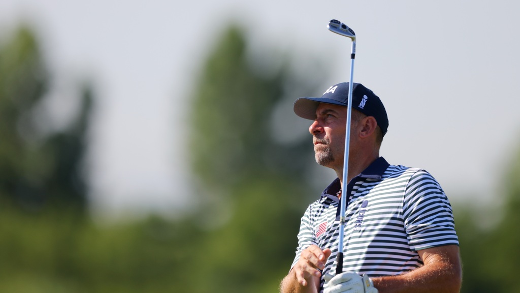 John Smoltz on playing Augusta with Tiger Woods, his latest comeback
