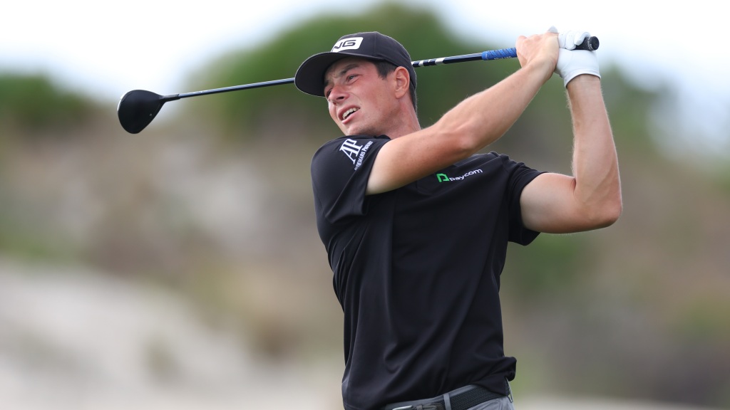 Viktor Hovland leads after second round