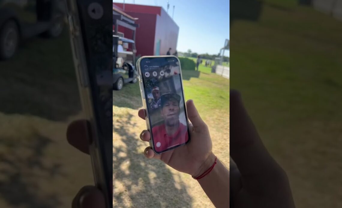 Abe FaceTimed Mark Wahlberg and he answered 🤯 #livgolf #sports #golf #markwahlberg #shorts