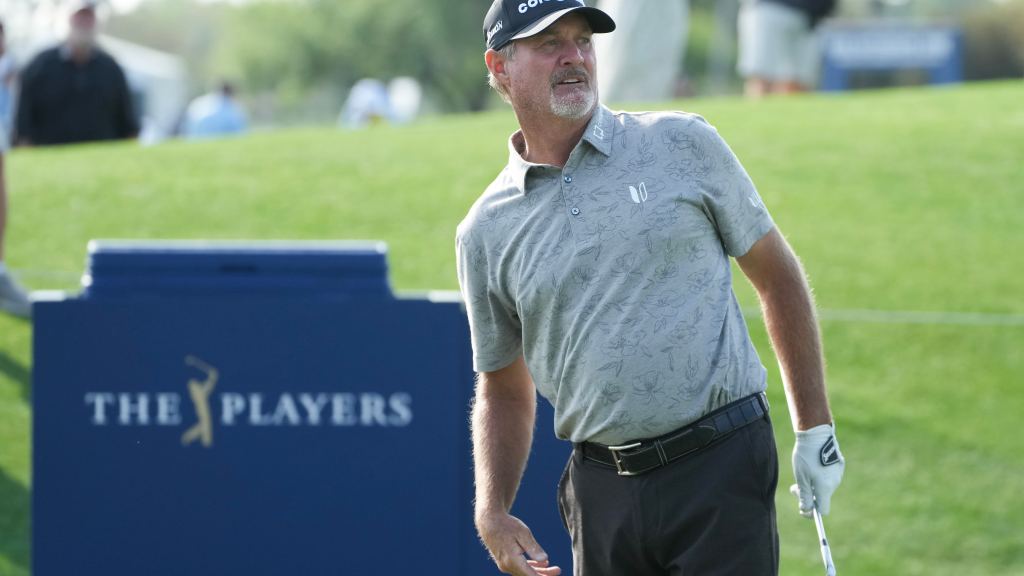 Jerry Kelly becomes the oldest to make Players Championship cut