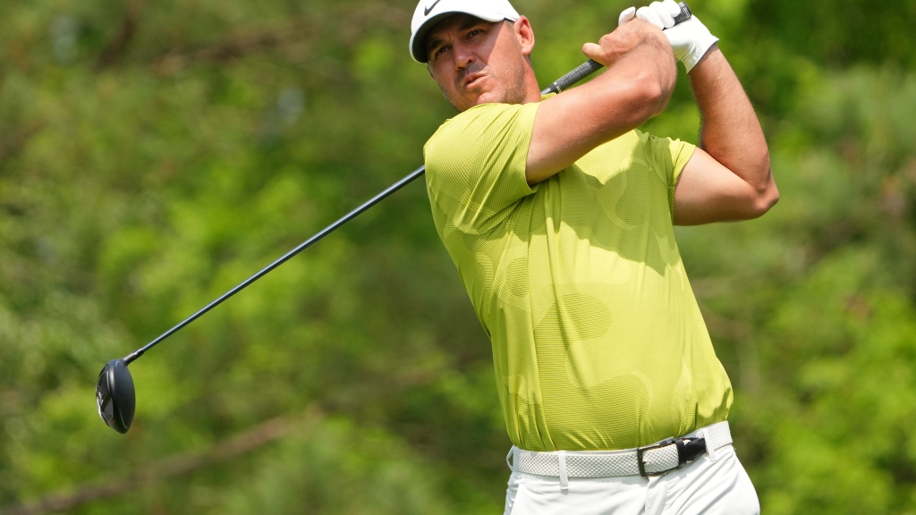 Brooks Koepka tied for lead after round one at Augusta