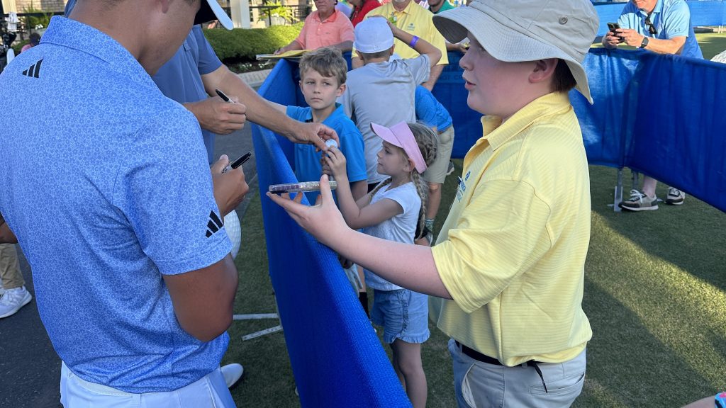 Collin Morikawa gave a great interview with fan at 2023 Zurich Classic