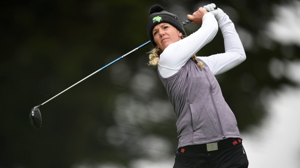 Amy Olson qualifies for Pebble Beach while pregnant