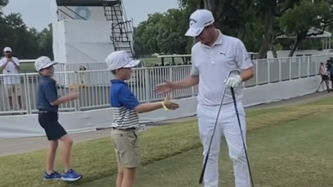 WATCH: Emiliano Grillo Hits Shots With Young Fans Before Charles Schwab Challenge Win