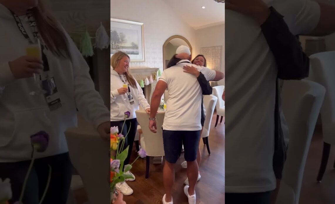 What a gesture from Brooks and Smash GC 🥰 | 🎥: Instagram- @smashgc #heartwarming #mothersday #aww