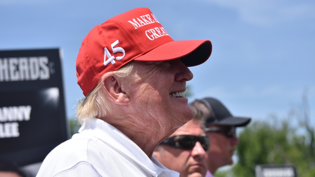 Donald Trump desperately wants to host a major golf tournament