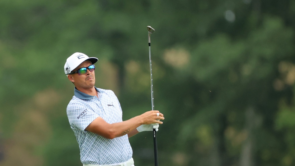 Rickie Fowler shoots 60 in third round of 2023 Travelers Championship