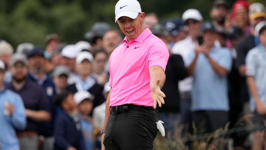 Rory McIlroy in position to break 9-year major drought