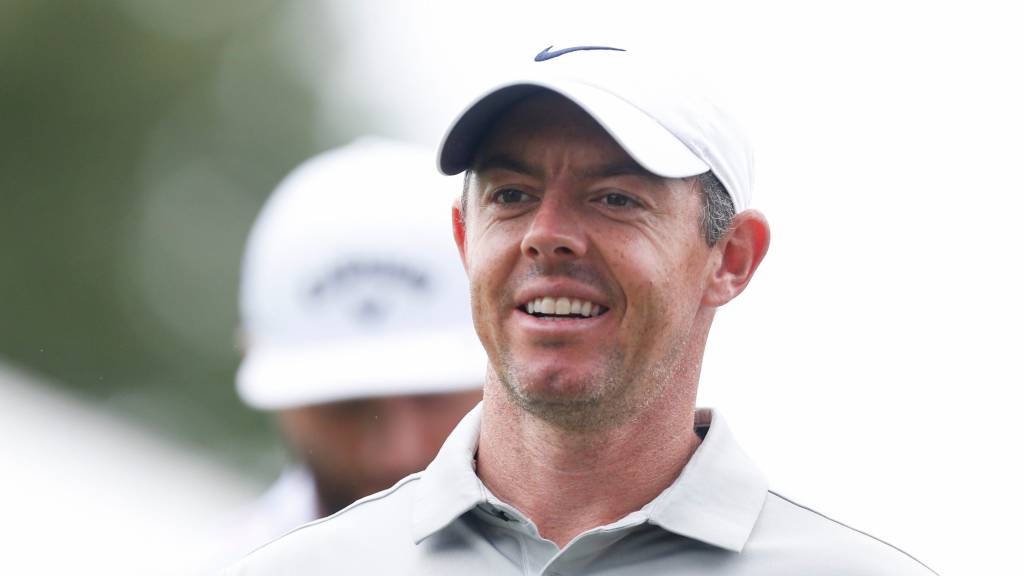 Rory McIlroy takes jab at Phil Mickelson over excerpt from book