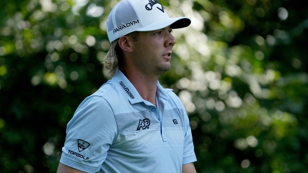 Saw Burns lights up BMW Championship with course record-tying 62