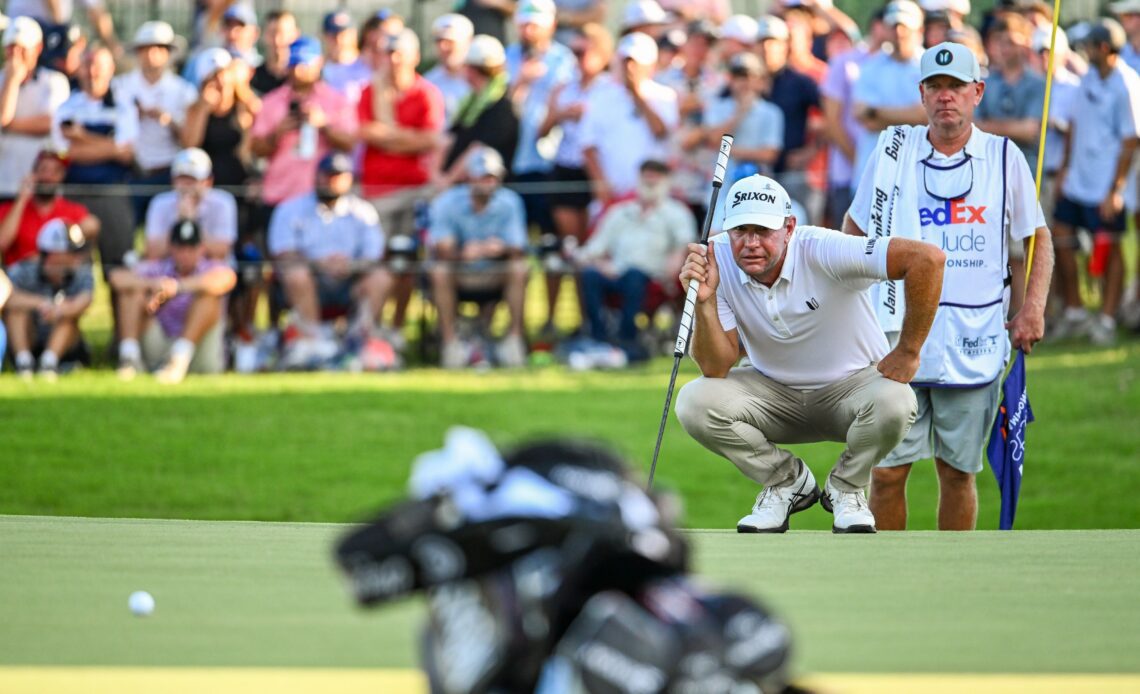 Who Is Lucas Glover's Caddie?