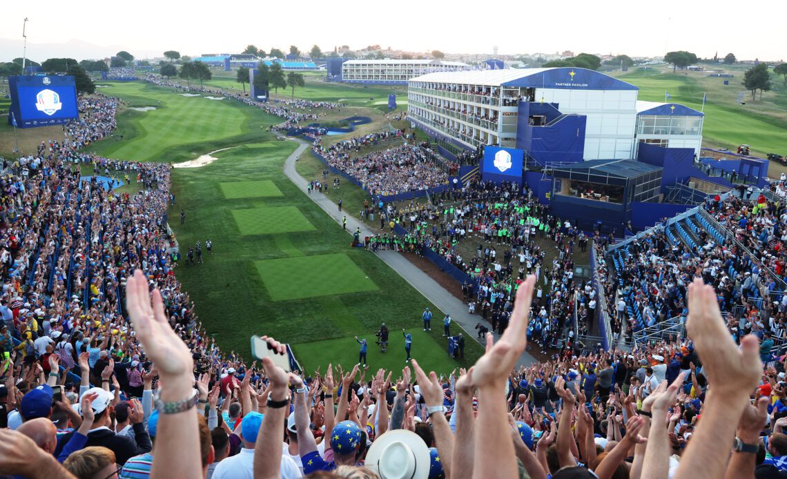 Ryder Cup Day 2 Latest Scores - McIlroy And Fleetwood vs Spieth And Thomas In Opening Foursomes Match