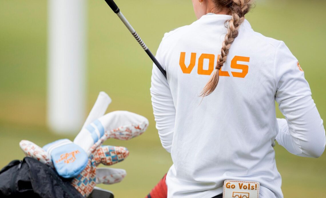 Lady Vols Conclude Day One of Landfall Tradition