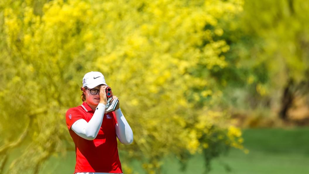 Women's Golf Cards 10-Under Round to End Its Week in Illinois