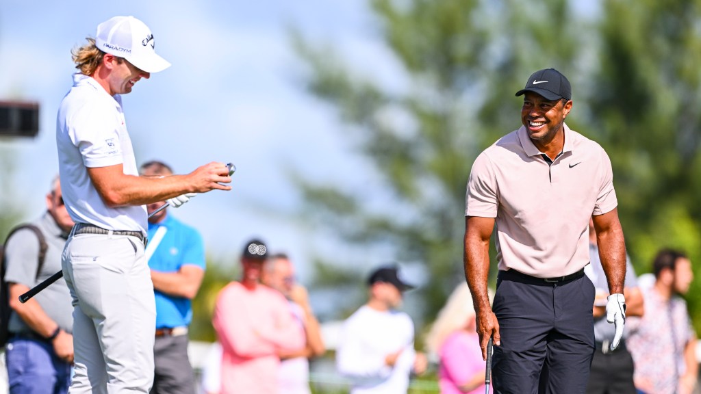 Best social media reactions to Tiger Woods return to PGA Tour