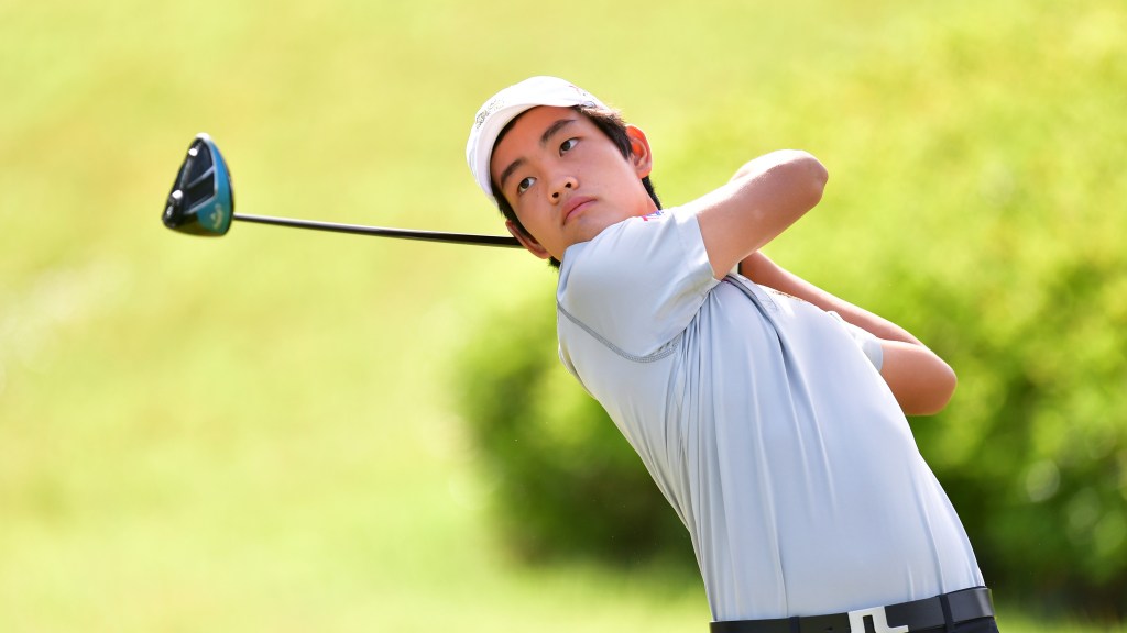 Denwit Boriboonsub, 19, wins first Asian Tour title over LIV golfer