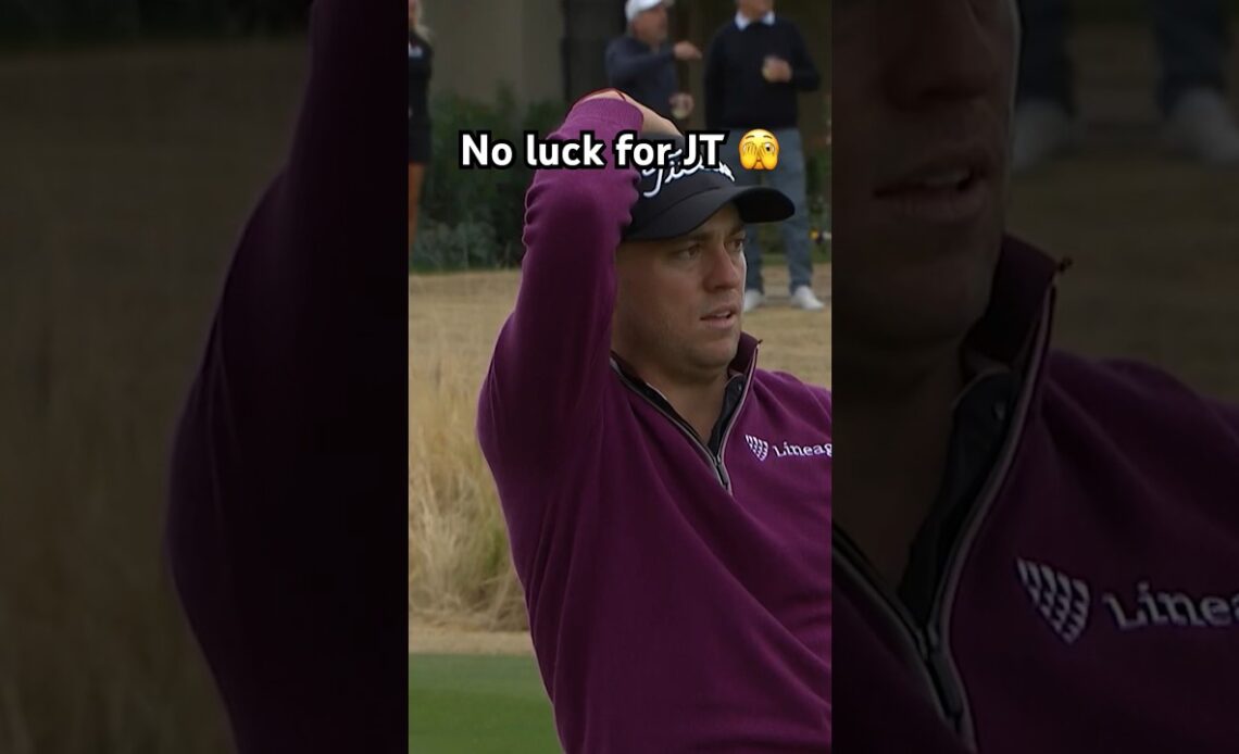 Brutal lip-out for Justin Thomas ❌