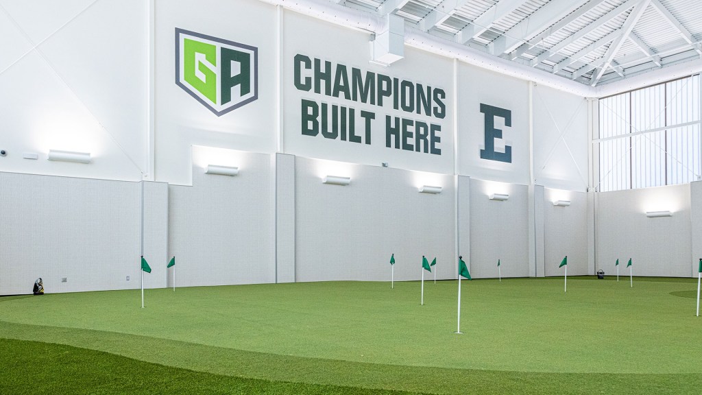 GameAbove Golf Performance Center: Eastern Michigan practice facility