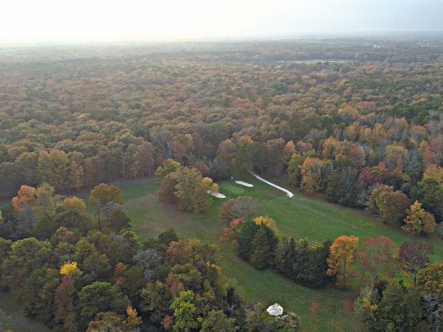 This New Jersey golf course, bar is on sale for under $2.5M