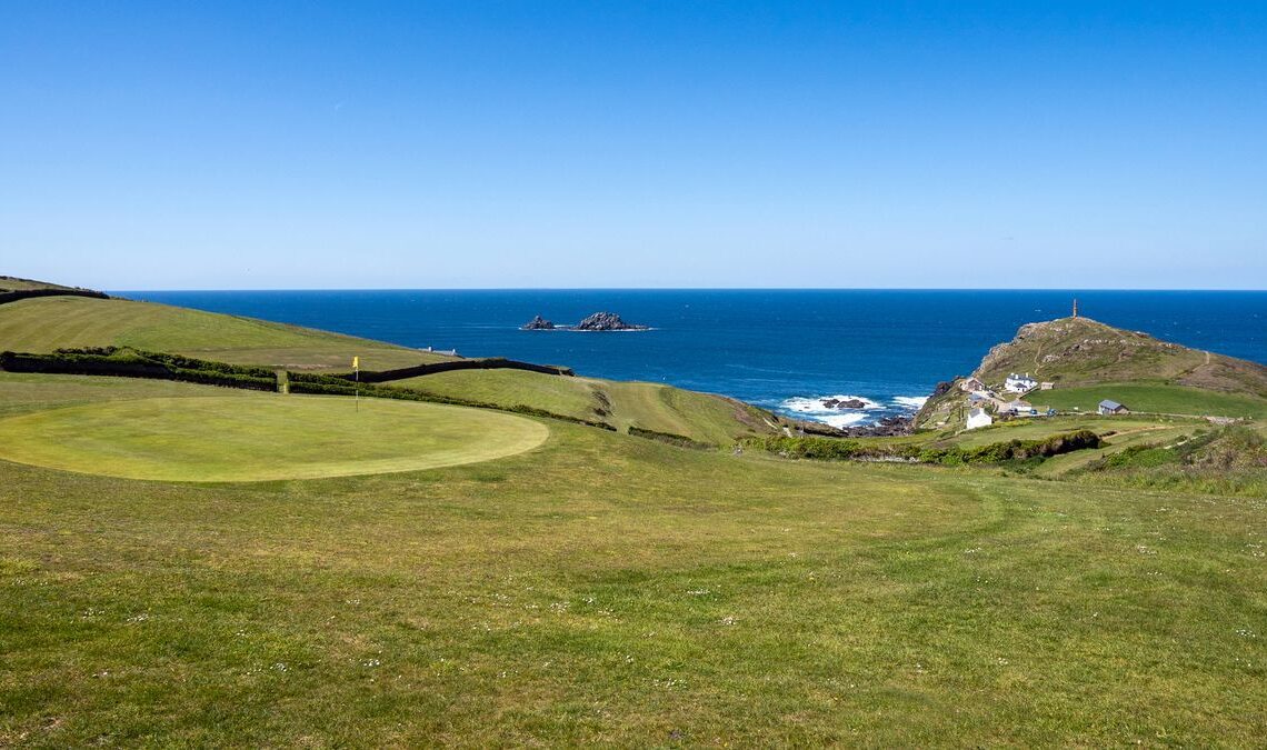 Cape Cornwall Club - Stay and Play