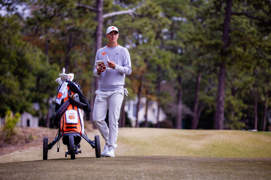 Nielsen Holds First Round Lead at The Goodwin – Clemson Tigers Official Athletics Site