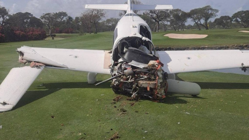 Small plane crashes on golf course in Florida Keys, passenger survives