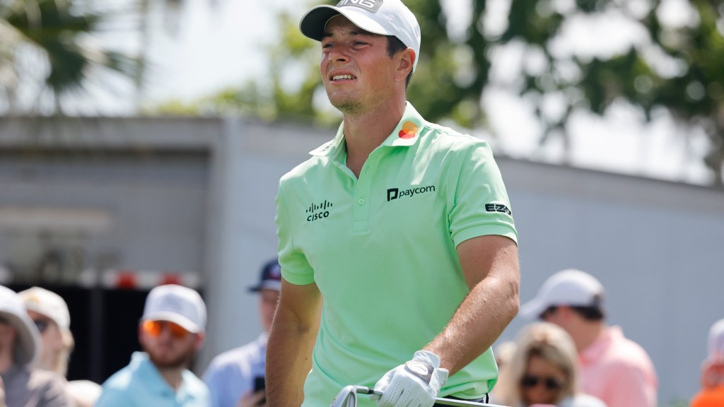 Viktor Hovland moves, now half of top 10 golfers live in one county
