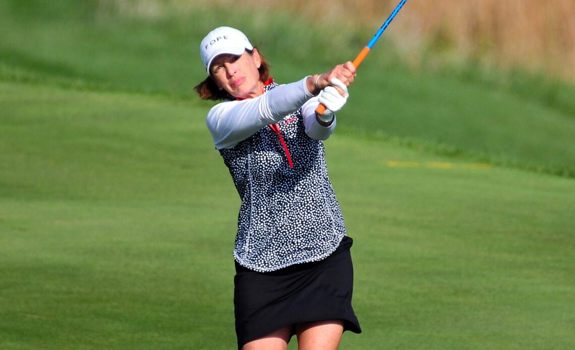 Women’s golf star Jenny Bae gets tips from Hall of Famer Juli Inkster