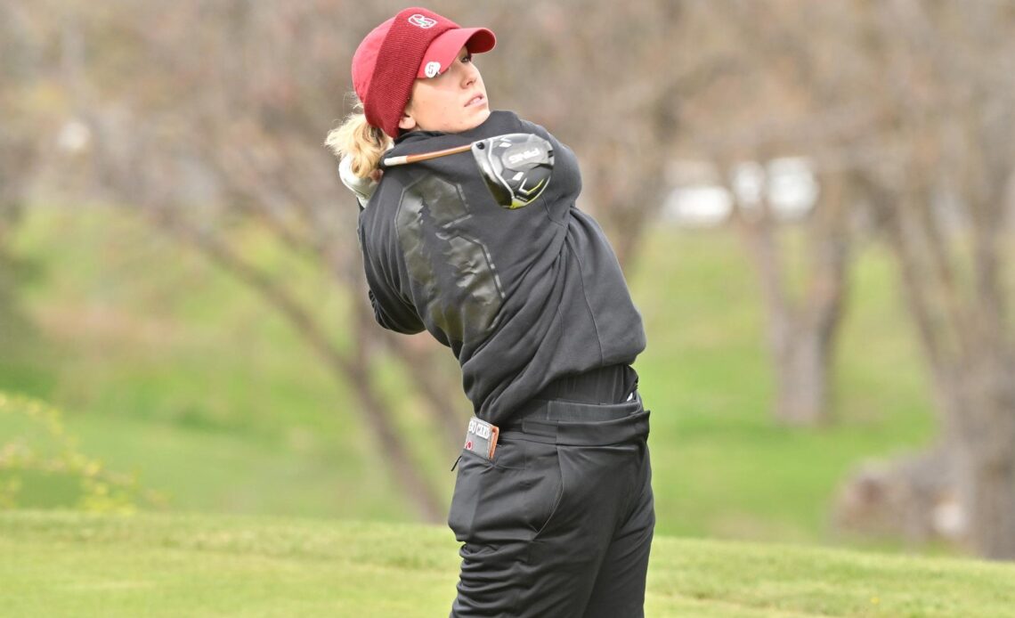 Leading After Round One - Stanford University Athletics