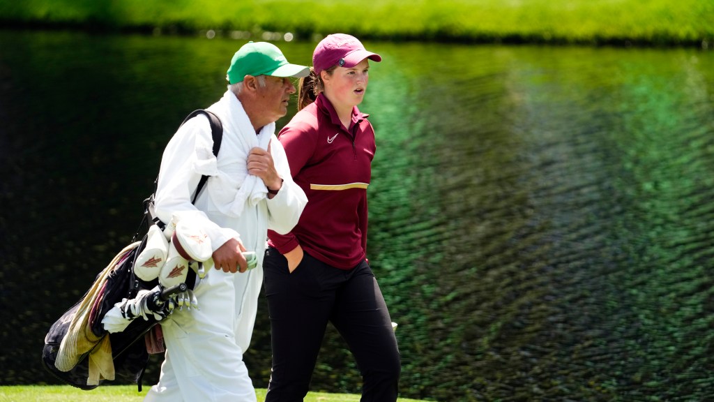 Lottie Woad’s caddie watches star pull off big rally